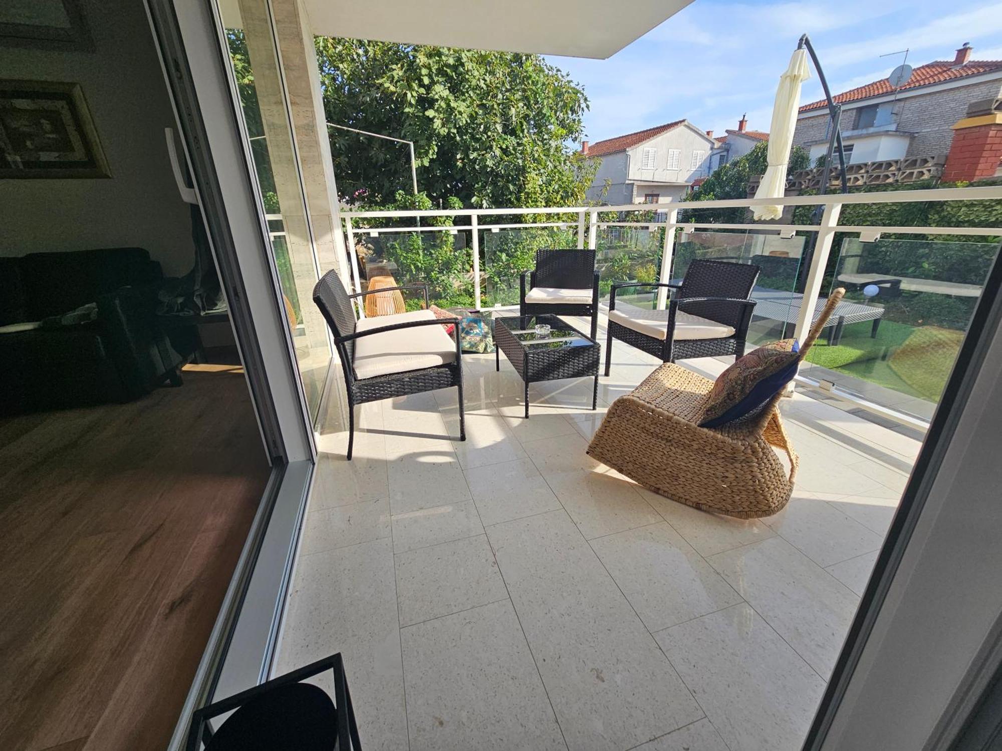 Vila Regina Apartment Rex With Swimming Pool Jezera Eksteriør bilde