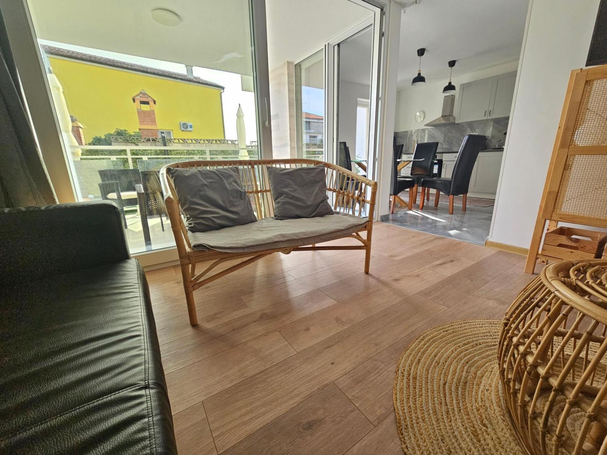 Vila Regina Apartment Rex With Swimming Pool Jezera Eksteriør bilde