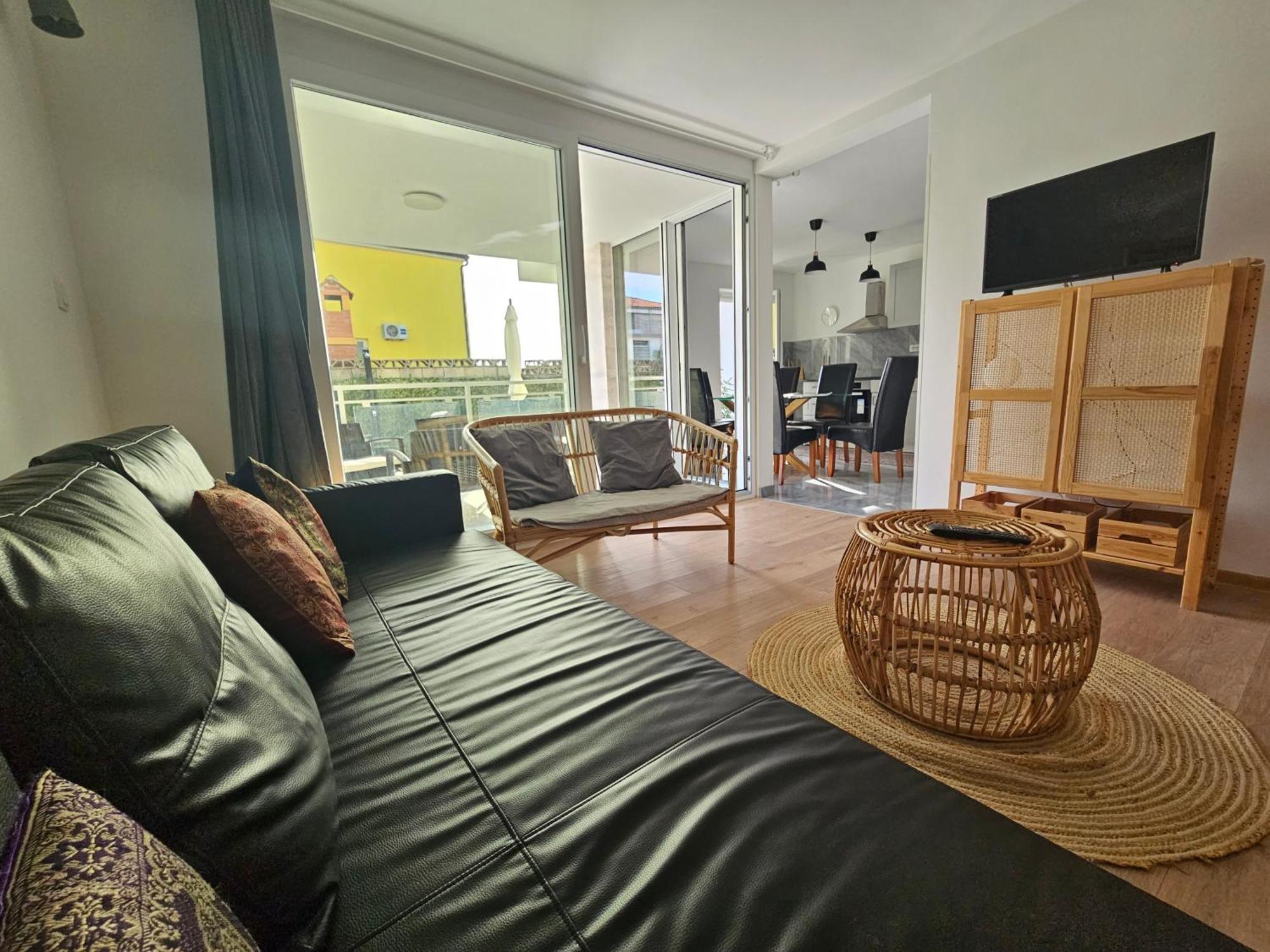 Vila Regina Apartment Rex With Swimming Pool Jezera Eksteriør bilde