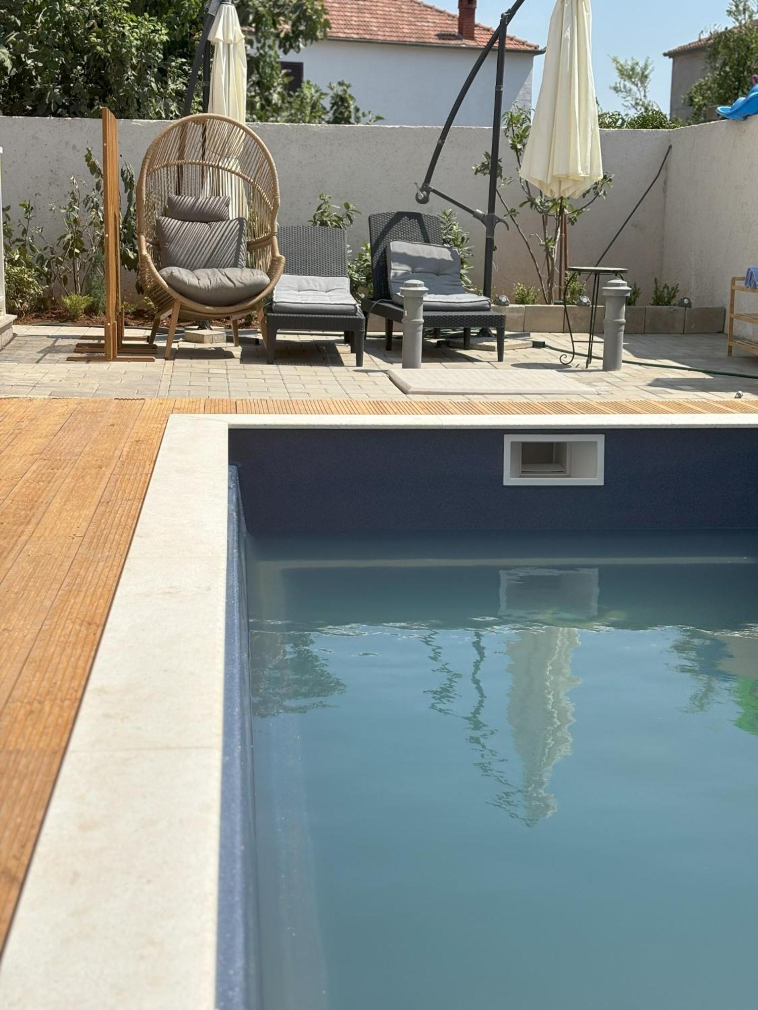 Vila Regina Apartment Rex With Swimming Pool Jezera Eksteriør bilde